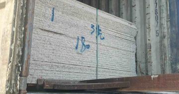 福建 芝麻白花岗岩石材3.0公分光面毛板装柜出货