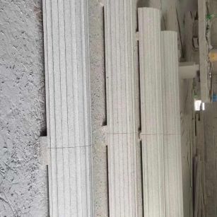 福建 花岗岩厂家带你看白麻花岗岩门楼大柱柱皮