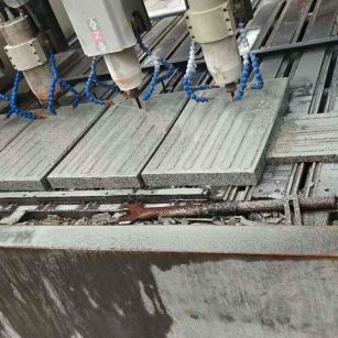 福建 芝麻白花岗岩荔枝面盲道雕刻