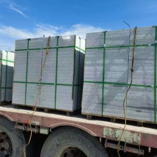 福建 芝麻白花岗岩地铺石装车日常