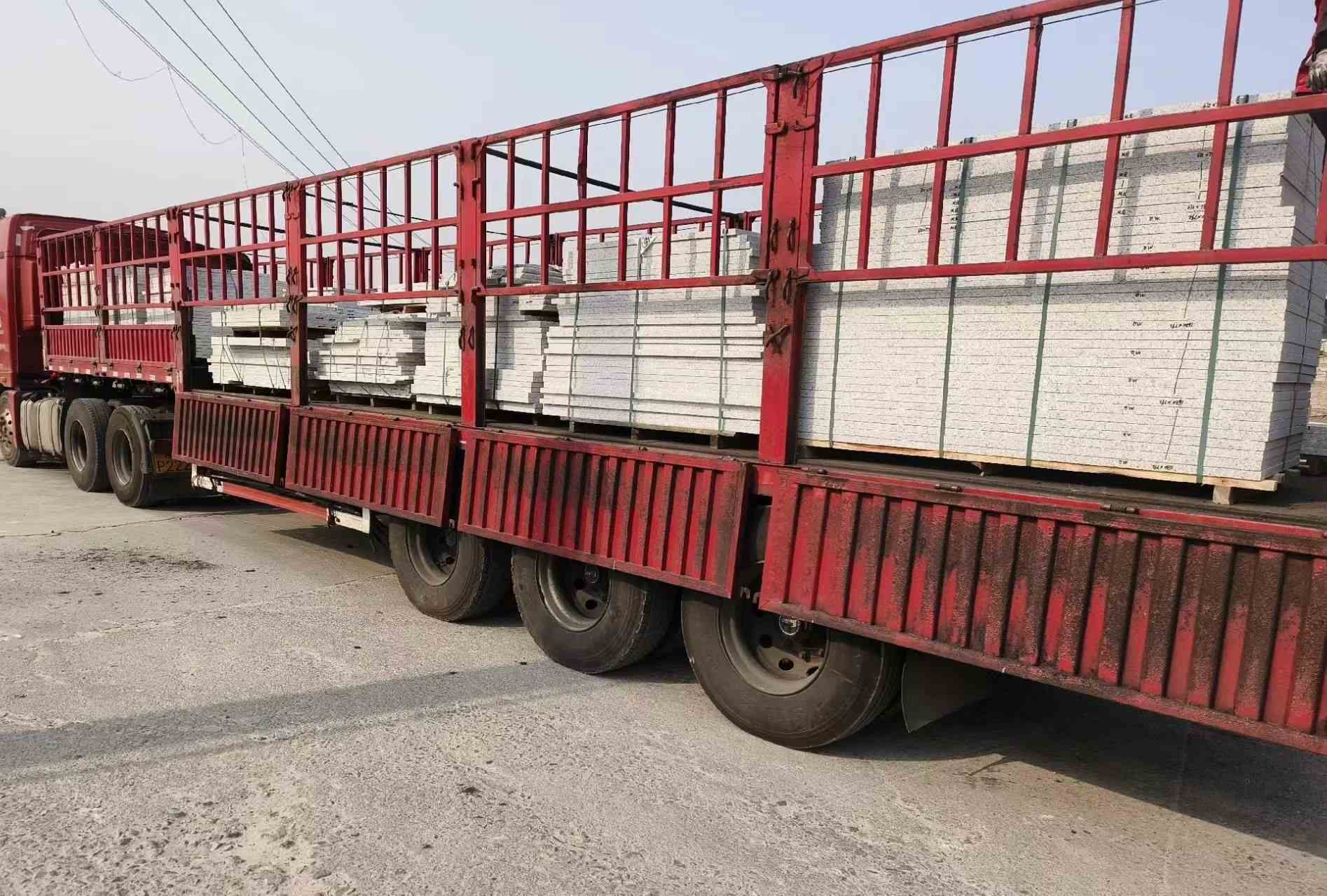 福建 白麻荔枝面外墙干挂，工厂装车日常