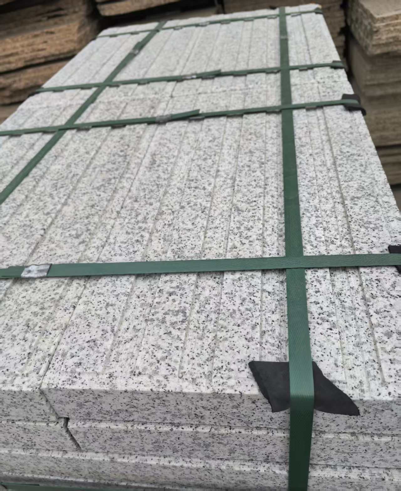 福建 白麻花岗岩直行盲道石，盲条，地铺石