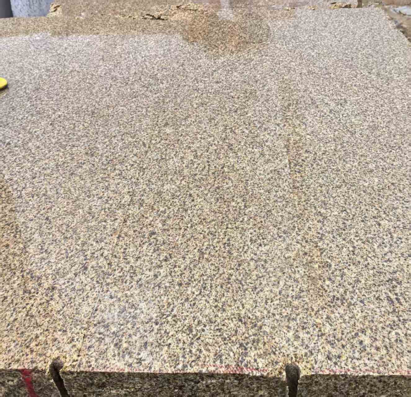 福建 黄金麻花岗岩石材方料