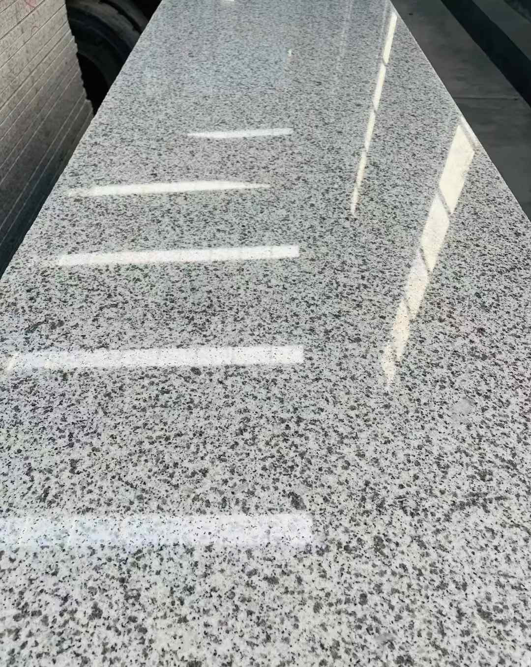 福建 白麻花岗岩光面毛板