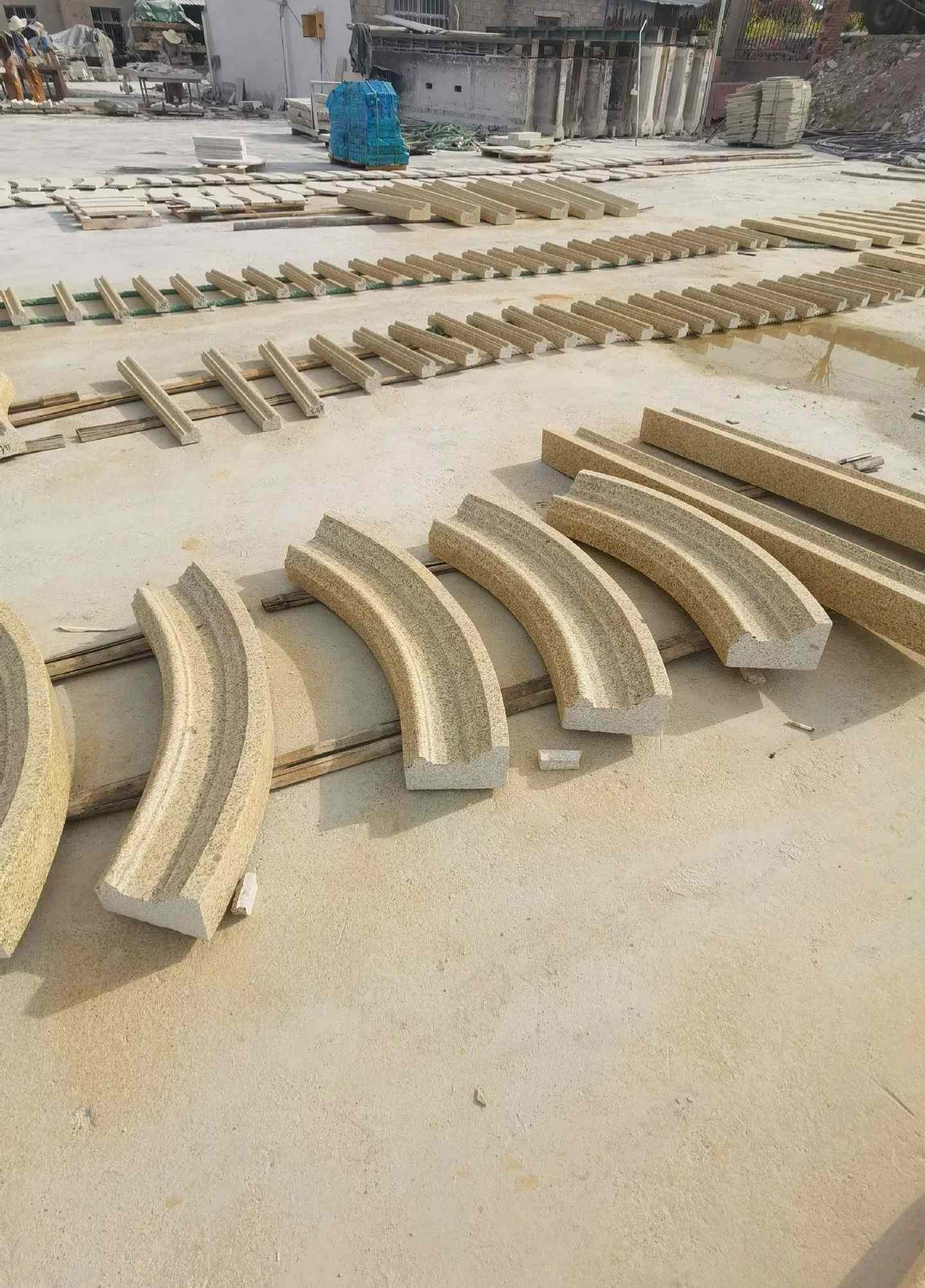 福建 黄金麻花岗岩别墅线条