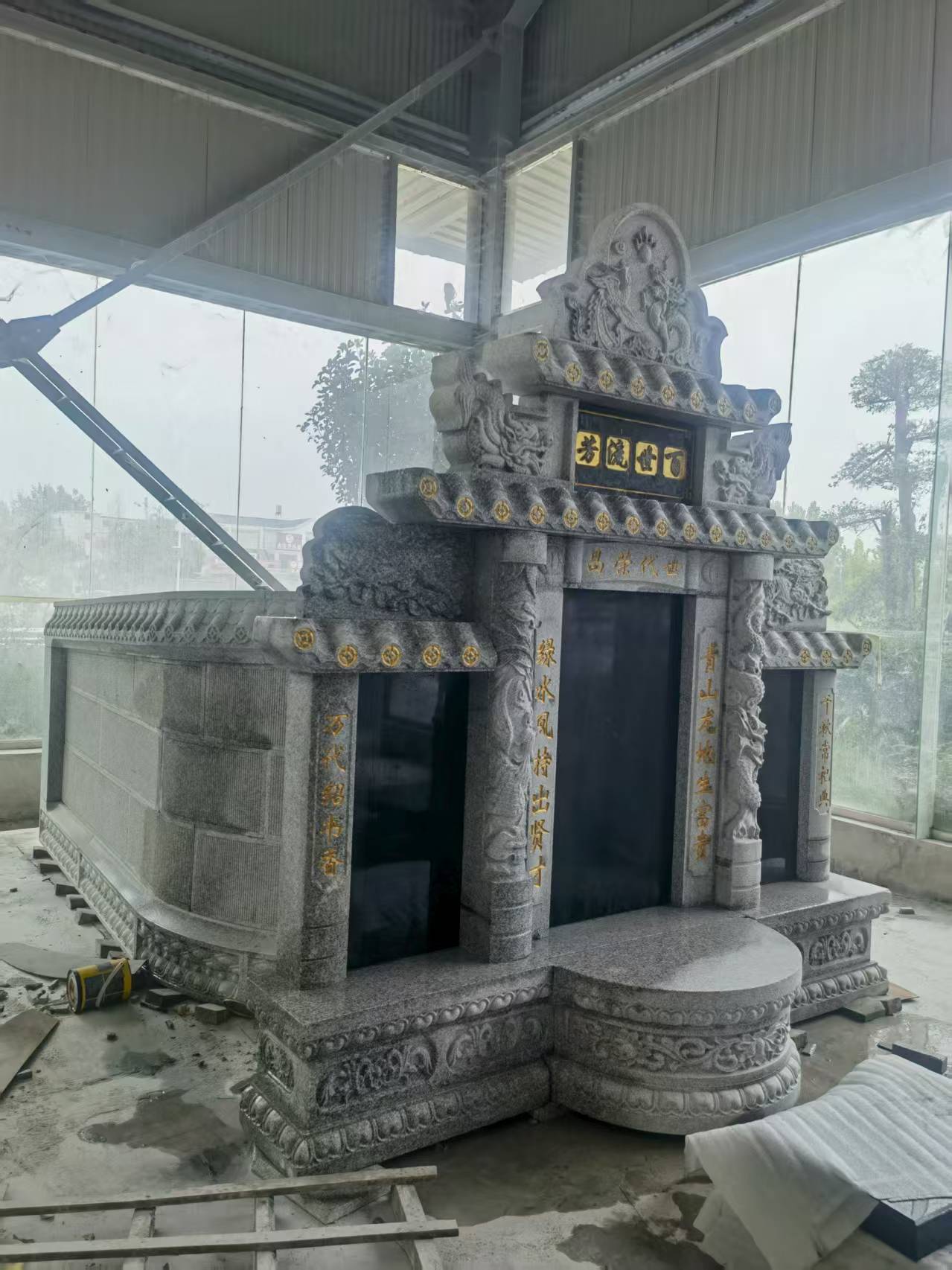 福建 芝麻白墓碑效果展示图